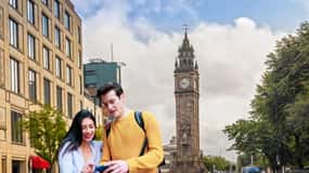 Belfast: City Walking Tour & Exploration Game