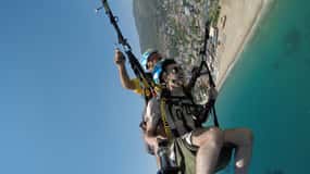 Vanuit Alanya: Tandem paragliding met transfer en verzekering