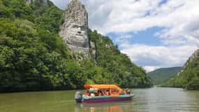 Danube River Boat Tour with Decebal Statue