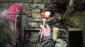 Karlovy Vary: Moser Glassworks Tour with Museum Entry