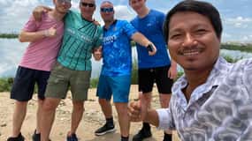 Phnom Penh: Private City Tour by Tuk-Tuk with 10 Highlights