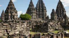 Yogyakarta: Borobudur & Prambanan Temple Tour Transportation