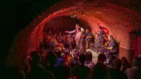 Madrid: Biglietto d'ingresso allo spettacolo di flamenco con bevanda e discorso con l'artista