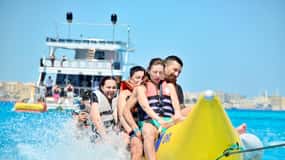Hurghada: Orange Island Yacht Trip with Lunch & Water Sports