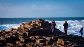 From Belfast: Giant's Causeway & Castles Guided Tour