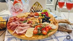 Porto: Private Sailboat Trip with Wine Tasting & Charcuterie