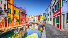 Guided Tour of Murano, Burano and Torcello from Venice