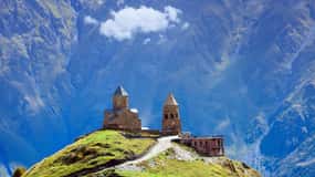 Da Tbilisi a Kazbegi: Esplora Ananuri e Gudauri