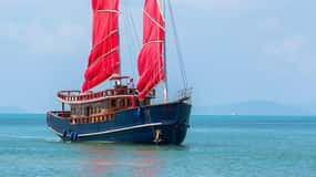 Koh Samui: Red Baron Romantic Sunset Dinner Cruise