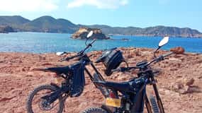 Ibiza : Visite de Santa Eulalia en moto électrique