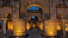 Cordoba: Guided Tour of Medina Azahara at Night