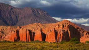 Desde Salta: Excursión guiada de 2 días a Cafayate y Humahuaca
