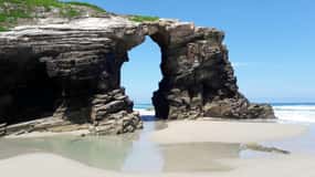 Fra Lugo: Halvdagsutflukt til Playa de las Catedrales og Ribadeo