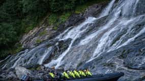Von Hellesylt aus: Erlebe die Fjordsafari Geirangerfjord auf einem RIB.