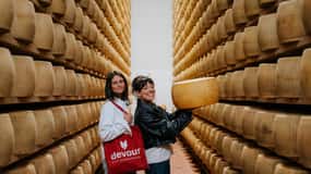 Aula de massa com tour de parmigiano e vinagre balsâmico saindo de Bolonha