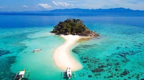 Coron Island: Kayangan Lake and CYC Beach Tour with Lunch