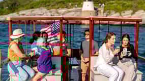 Newport: Sunset Cocktail Cruise