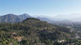 Santiago: San Cristobal Hill Trekking with Snack