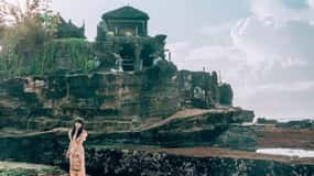Bali : Tanah Lot Temple Tour with Sunset Dinner