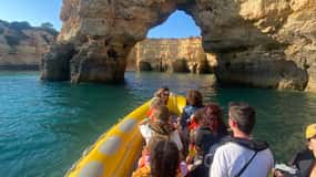 Vilamoura: Passeio de barco pela Costa Algarvia