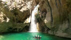 Granada: Río Verde Canyoning Tour met Foto's & Video's