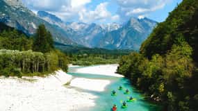 Bovec: Iconico tour in kayak da seduti sul fiume Soča +Foto gratis