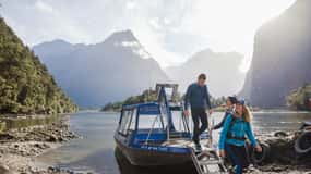 Milford Sound: Nature Cruise & Milford Track Walk