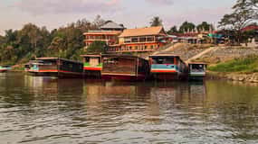 Slow Boat Chiang Rai : vers Luang Prabang 2Day 1Night
