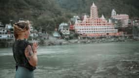 From Delhi: Private Rishikesh and Haridwar Day Tour by Car
