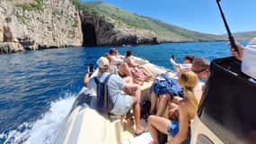 From Vlorë: Haxhi Ali Cave and Karaburun Speedboat Trip