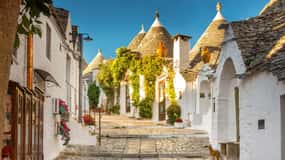 From Polignano a Mare: Alberobello Guided Tour