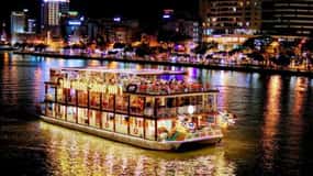 Da Nang: Nattcruise på Han-elven med soloppgangscocktail