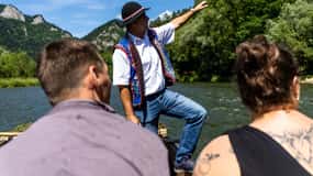Krakow: Traditional Dunajec Rafting and Mountain Chairlift