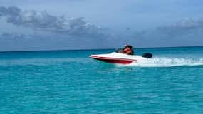 Alice Town: Bimini-Inseln Selbstfahrer Schnellbootverleih
