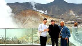 Dobrodružství v Hakone: Poznejte krásu a klid přírody.