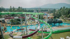 Quebec City: Village Vacances Valcartier Outdoor Waterpark