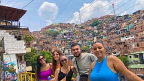 Medellín: tour pela Comuna 13 com pintura em spray e comida de rua