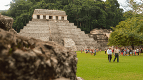 Zone archéologique de Palenque et chutes d'eau de Roberto Barrios