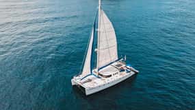 Phuket: Coral and Racha lslands Catamaran Tour with Lunch