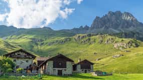 Private day trip from Zurich to Heidiland and Vaduz