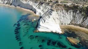 San Leone, Scala dei turchi: aperitivo privato durante il tour in barca