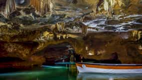 De Valência: Passeio de barco até às impressionantes Grutas de Sant Josep.
