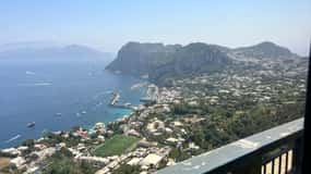 Marina Grande: Tour guidato dell'isola di Capri in autobus Hop-on Hop-off