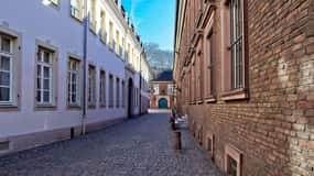 Düsseldorf Old Town - Private Guided tour