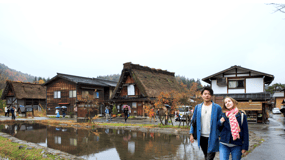 De Takayama: Bilhete de autocarro de ida e volta para Kanazawa via Shirakawago
