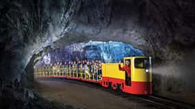 Koper: Postojna-Höhle und Predjama-Burg Tour und Tickets