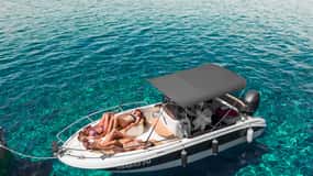 Medulin : Matinée en bateau à moteur avec plongée en apnée dans les grottes et les îles