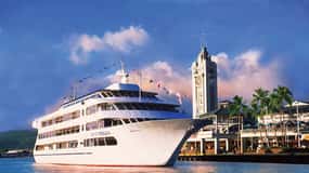 Honolulu: Pacific Star Sunset Buffet and Show