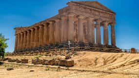 From Sciacca: Round-Trip Transfer to Valley of the Temples