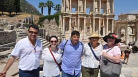 De Kusadasi: Excursão de dia inteiro a Éfeso, em privado ou em pequenos grupos